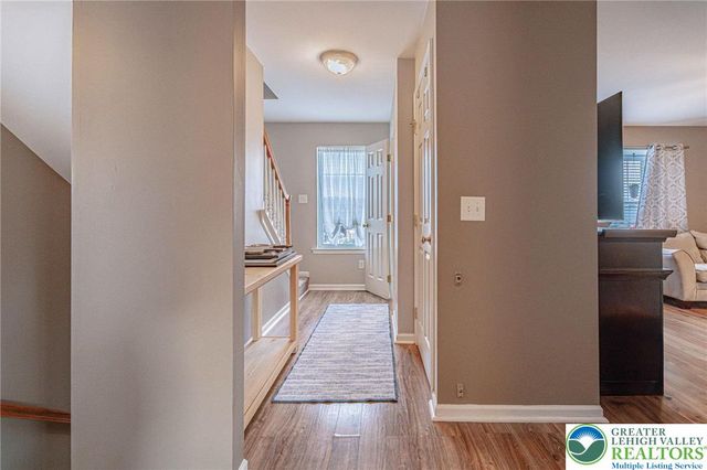 1028 Hogan Way, Allen Twp, PA 18067