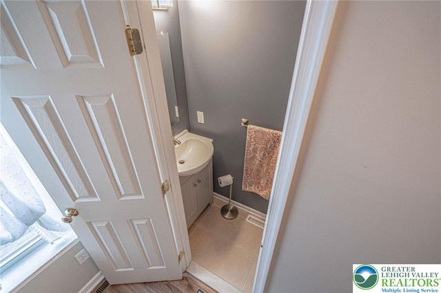 1028 Hogan Way, Allen Twp, PA 18067