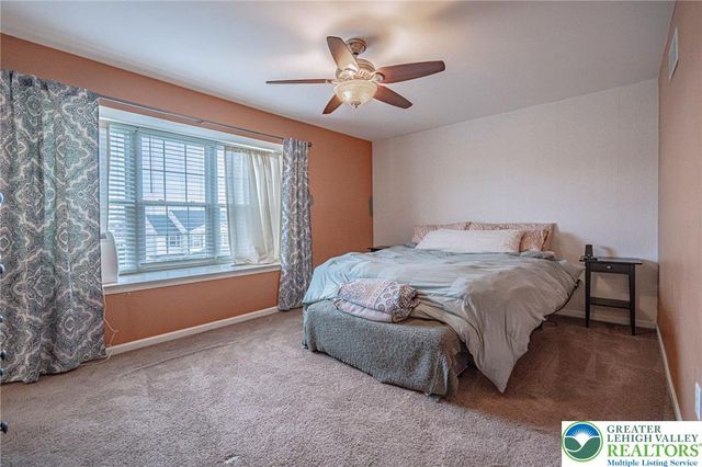 1028 Hogan Way, Allen Twp, PA 18067