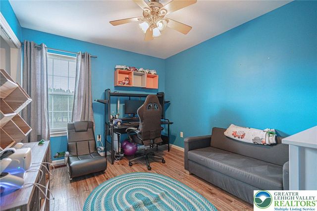 1028 Hogan Way, Allen Twp, PA 18067