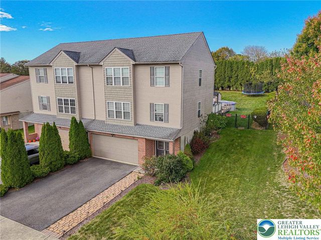 1028 Hogan Way, Allen Twp, PA 18067