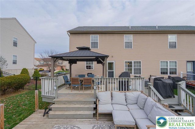 1028 Hogan Way, Allen Twp, PA 18067