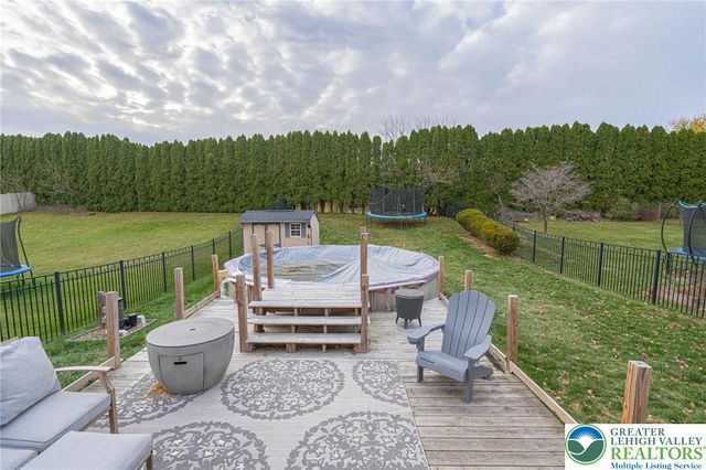 1028 Hogan Way, Allen Twp, PA 18067