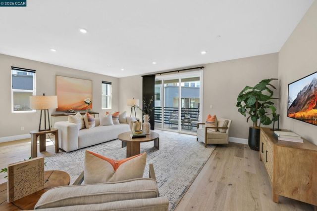 5453 Melissa Ln, Dublin, CA 94568