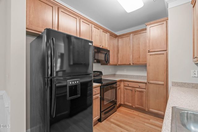 928 Portstewart Drive, Cary, NC 27519