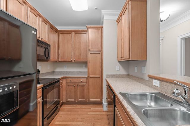 928 Portstewart Drive, Cary, NC 27519