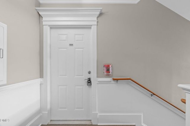 928 Portstewart Drive, Cary, NC 27519
