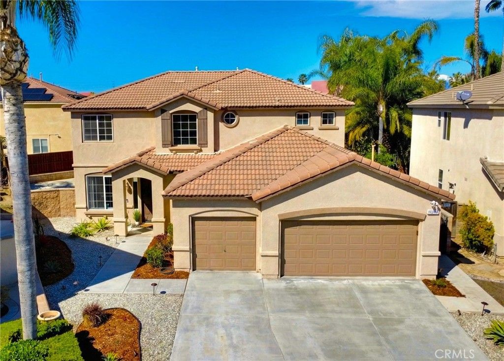 14096 Starflower Court, Eastvale, CA 92880