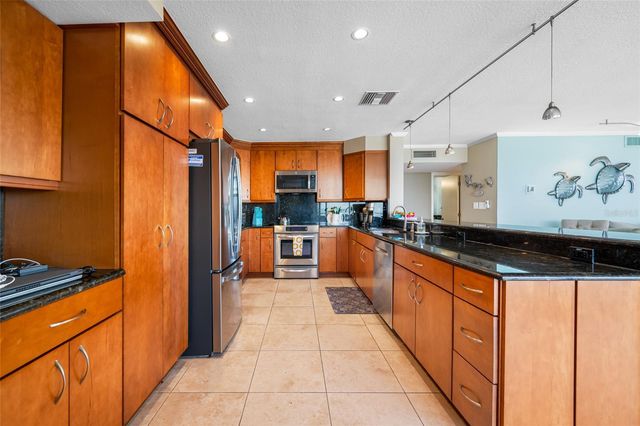 7600 BAYSHORE DRIVE 703A, Treasure Island, FL 33706