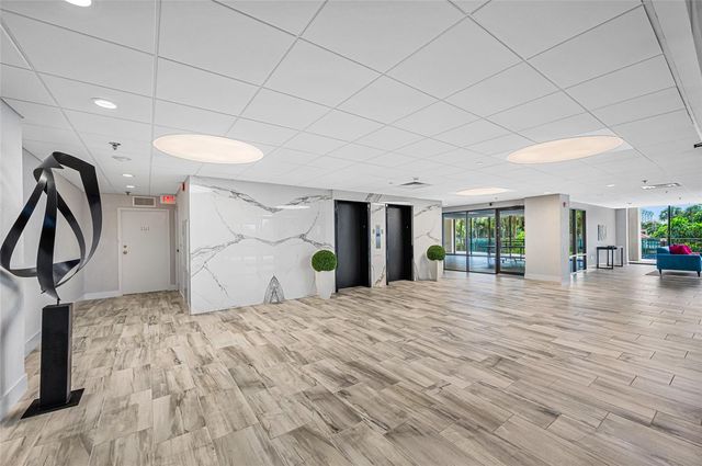 7600 BAYSHORE DRIVE 703A, Treasure Island, FL 33706