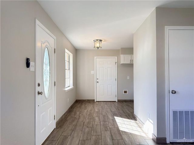 1409 El Recreo Circle, Edinburg, TX 78539