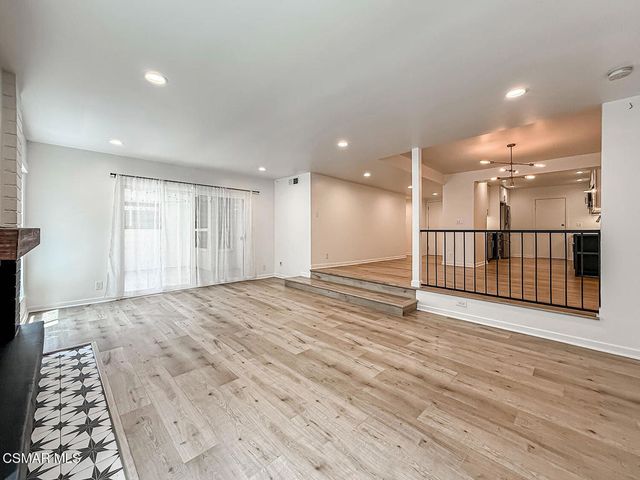4807 Woodley Avenue 207, Encino, CA 91436