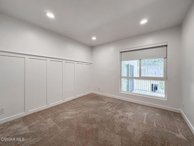 4807 Woodley Avenue 207, Encino, CA 91436