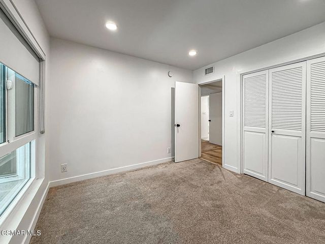 4807 Woodley Avenue 207, Encino, CA 91436