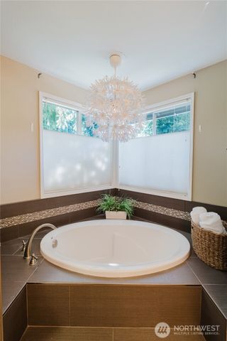 2025 Eskridge Boulevard SE, Olympia, WA 98501
