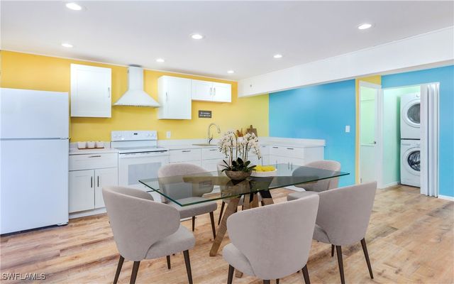 12277 Boat Shell DR, Matlacha Isles, FL 33991