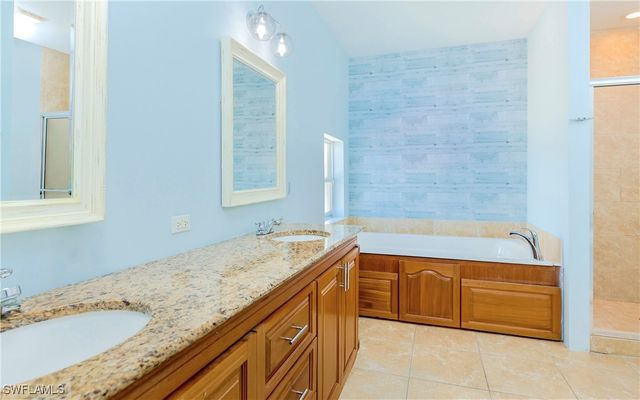 12277 Boat Shell DR, Matlacha Isles, FL 33991