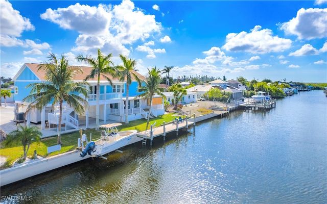 12277 Boat Shell DR, Matlacha Isles, FL 33991