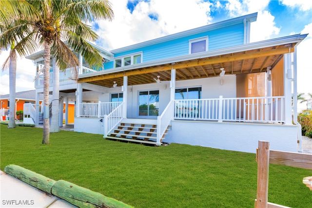 12277 Boat Shell DR, Matlacha Isles, FL 33991