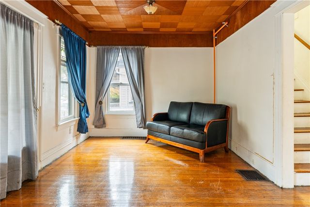 23 Alexis Street, Rochester, NY 14609