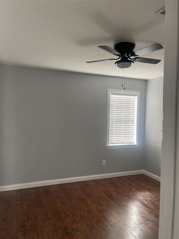 304 Front Street, Pottsboro, TX 75076