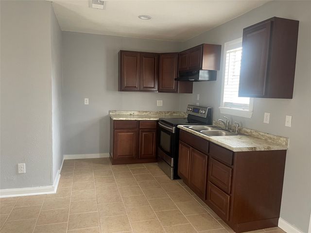 304 Front Street, Pottsboro, TX 75076