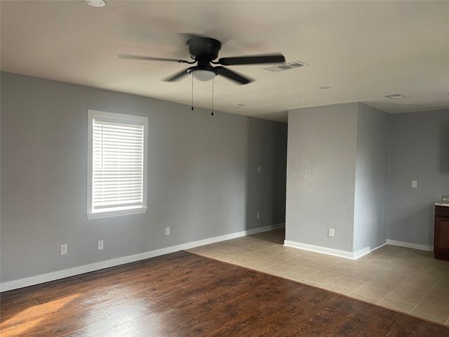 304 Front Street, Pottsboro, TX 75076