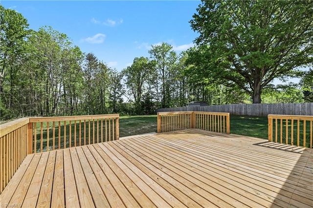 2314 Bonnie Lane, Summerfield, NC 27358