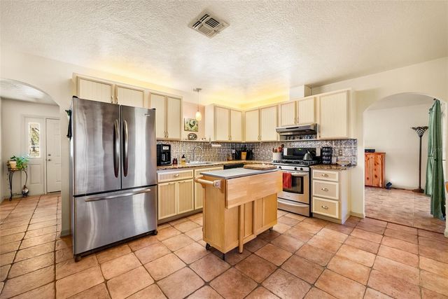 7450 SE STATE ROAD 121, Morriston, FL 32668