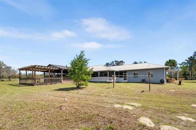 7450 SE STATE ROAD 121, Morriston, FL 32668