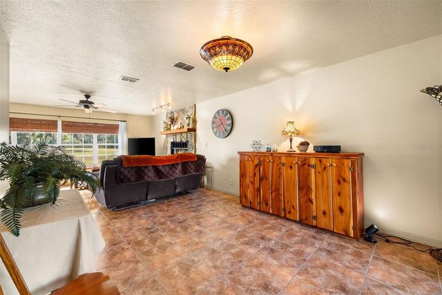 7450 SE STATE ROAD 121, Morriston, FL 32668