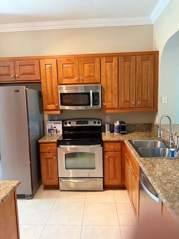 3500 Oaks Clubhouse Drive 303, Pompano Beach, FL 33069