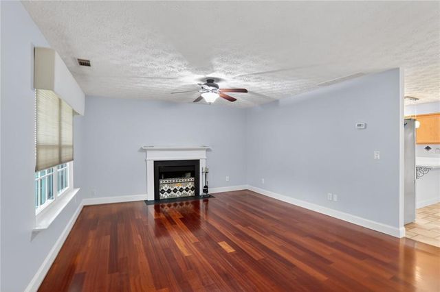 7283 White Flag Trail, Lithia Springs, GA 30122