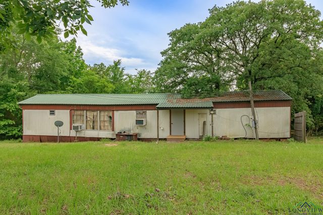 326 Balboa Dr, Jefferson, TX 75657