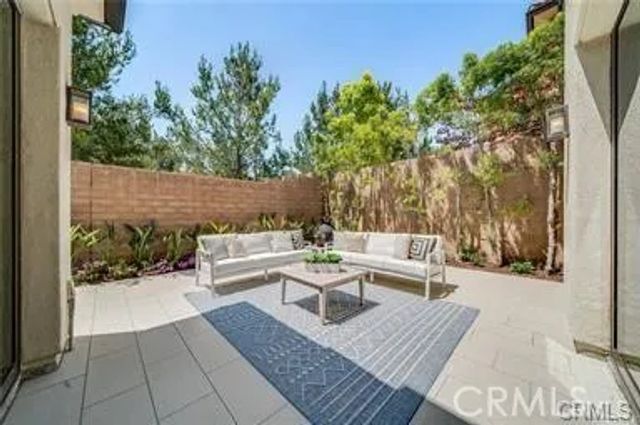 127 Toretta, Irvine, CA 92602