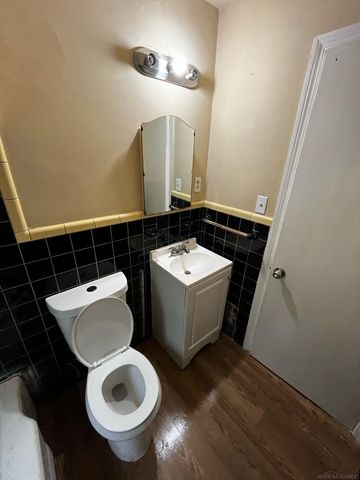 14027 Tacoma Street, Detroit, MI 48205