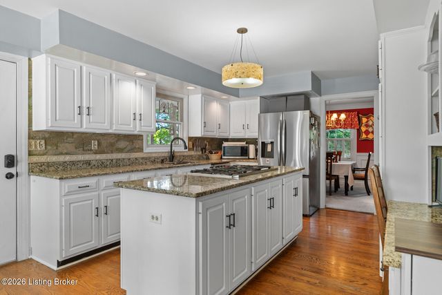 190 Spruce Ln, Mt Washington, KY 40047