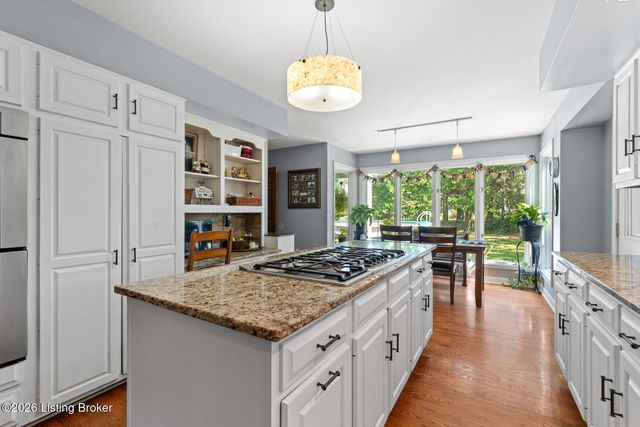 190 Spruce Ln, Mt Washington, KY 40047