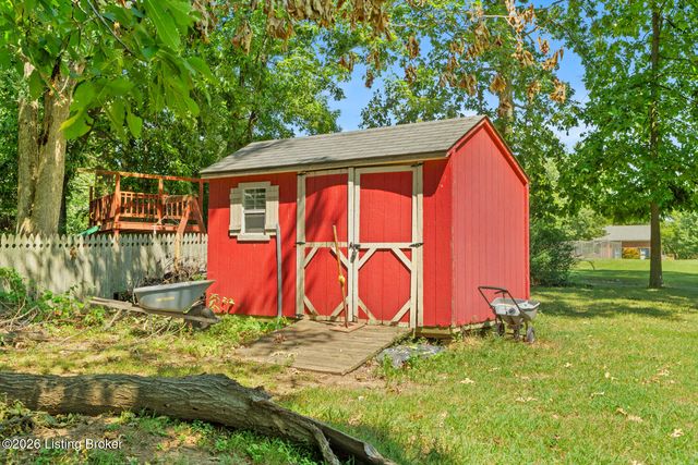 190 Spruce Ln, Mt Washington, KY 40047