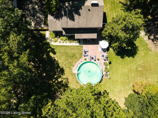 190 Spruce Ln, Mt Washington, KY 40047