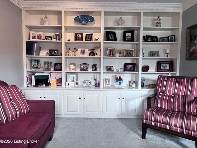 190 Spruce Ln, Mt Washington, KY 40047