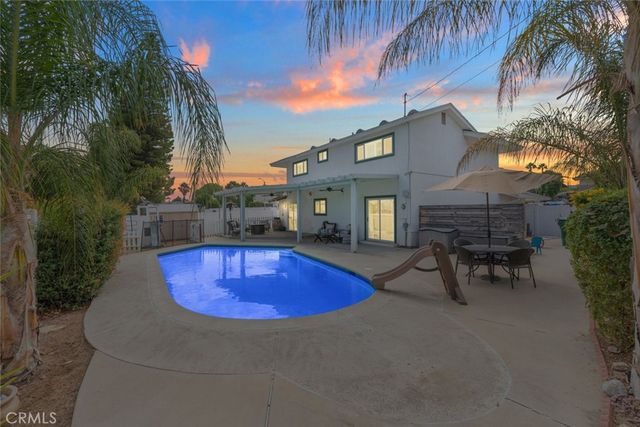 2102 Beatrice Drive, Corona, CA 92879