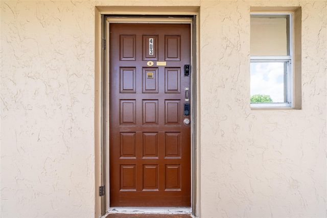 6201 N Falls Cir Drive 403, Lauderhill, FL 33319