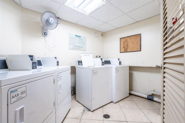 6201 N Falls Cir Drive 403, Lauderhill, FL 33319