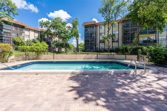 6201 N Falls Cir Drive 403, Lauderhill, FL 33319