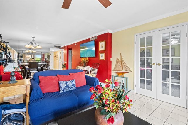 6201 N Falls Cir Drive 403, Lauderhill, FL 33319