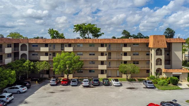 6201 N Falls Cir Drive 403, Lauderhill, FL 33319