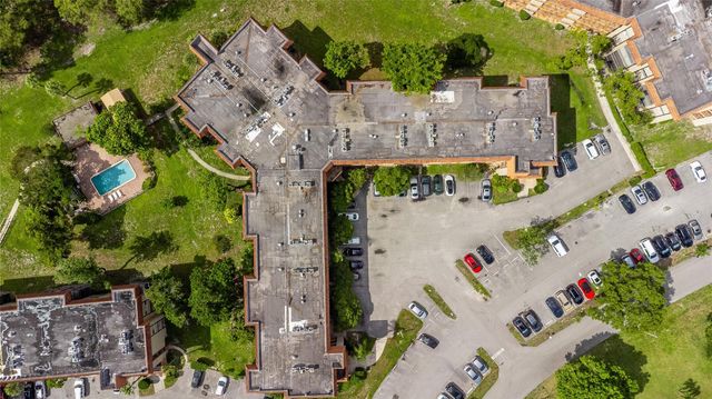 6201 N Falls Cir Drive 403, Lauderhill, FL 33319