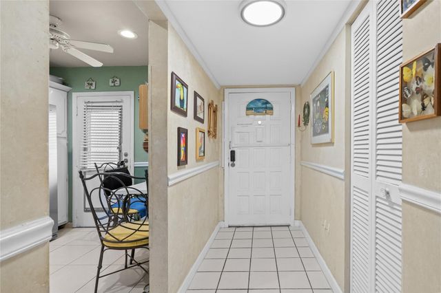 6201 N Falls Cir Drive 403, Lauderhill, FL 33319