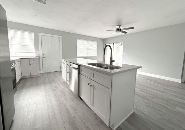 1231 ILLINOIS AVENUE 1, Palm Harbor, FL 34683